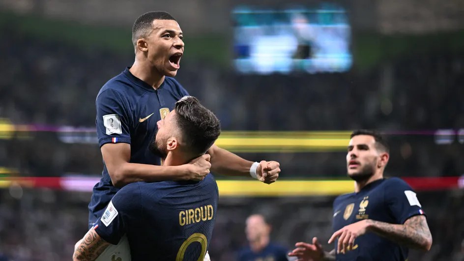 France-Pologne : Portée par un grand Mbappé, la France se qualifie en quarts en battant la&nbsp;Pologne
