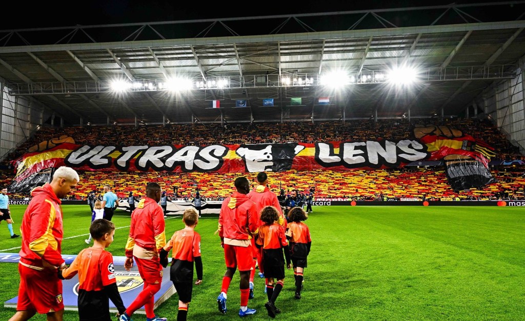 RC Lens : la tête dans les&nbsp;étoiles