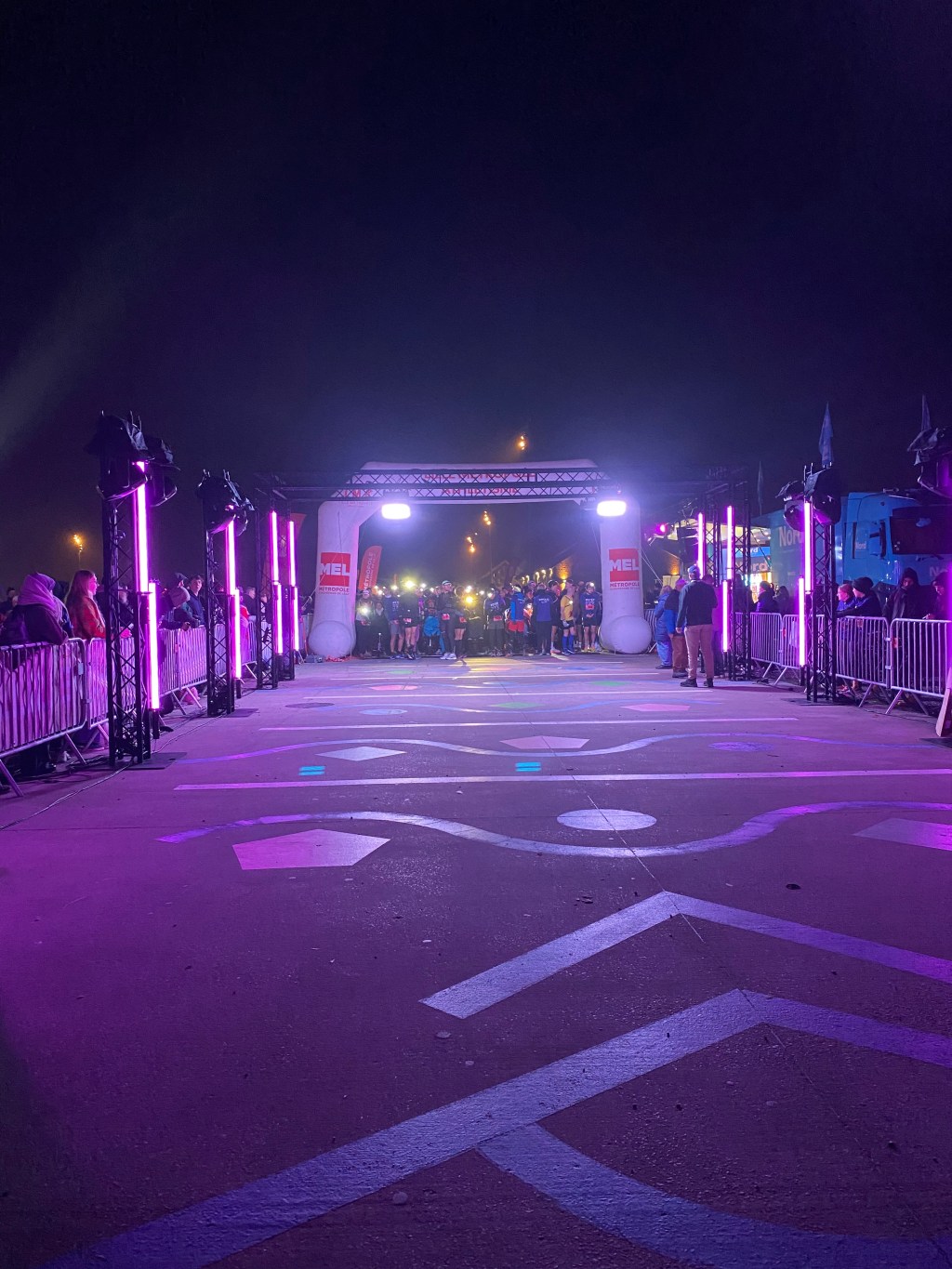 Course à pied : 9 000 coureurs réunis à la Citadelle de Lille pour la course nocturne contre les violences faites aux&nbsp;femmes