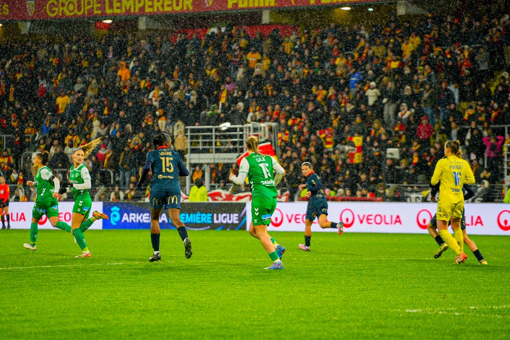 la bataille du milieu de terrain ©t.vsnz