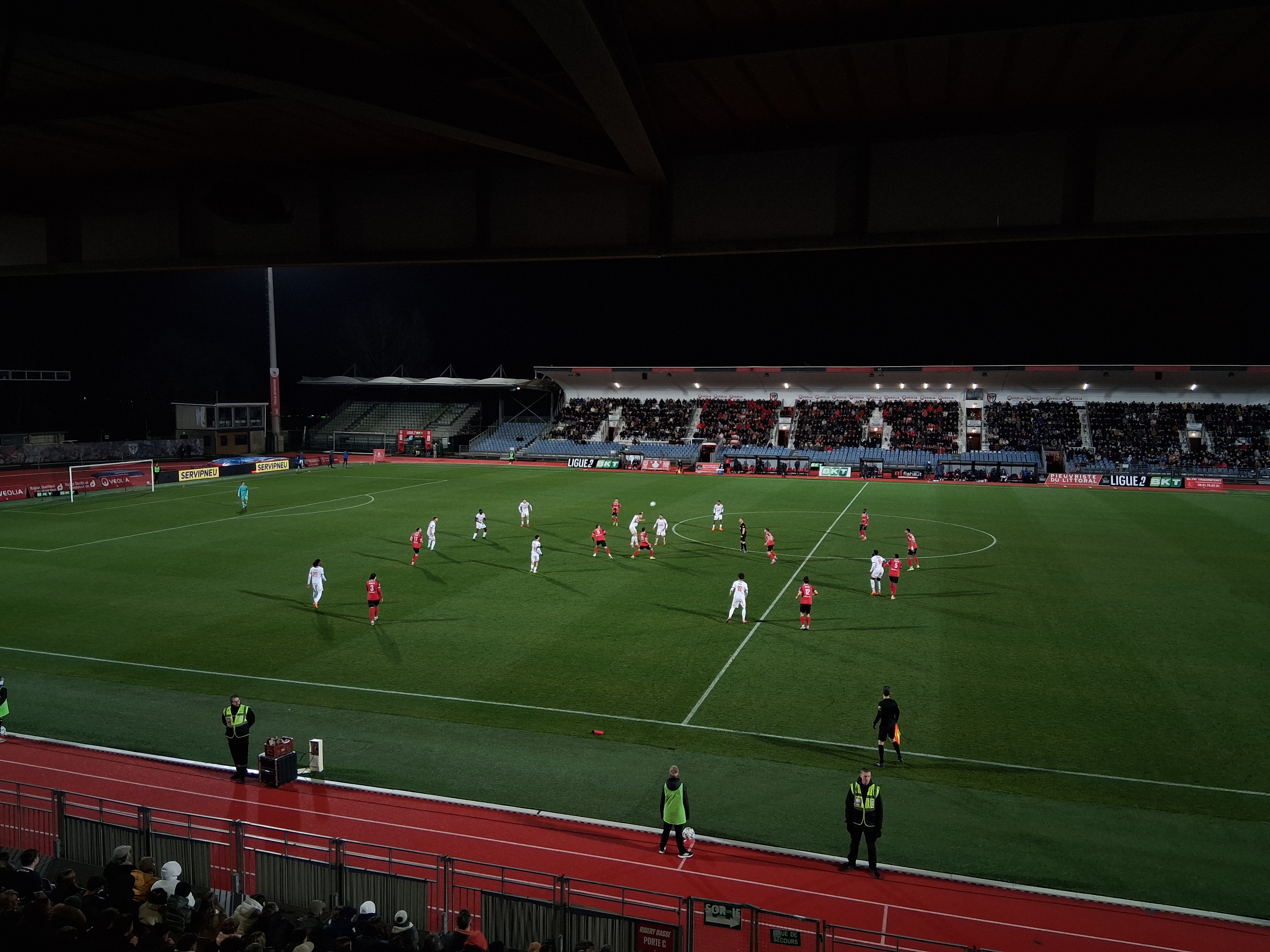 Football : Boulogne sort la tête de l&rsquo;eau après sa victoire face à Montpellier
