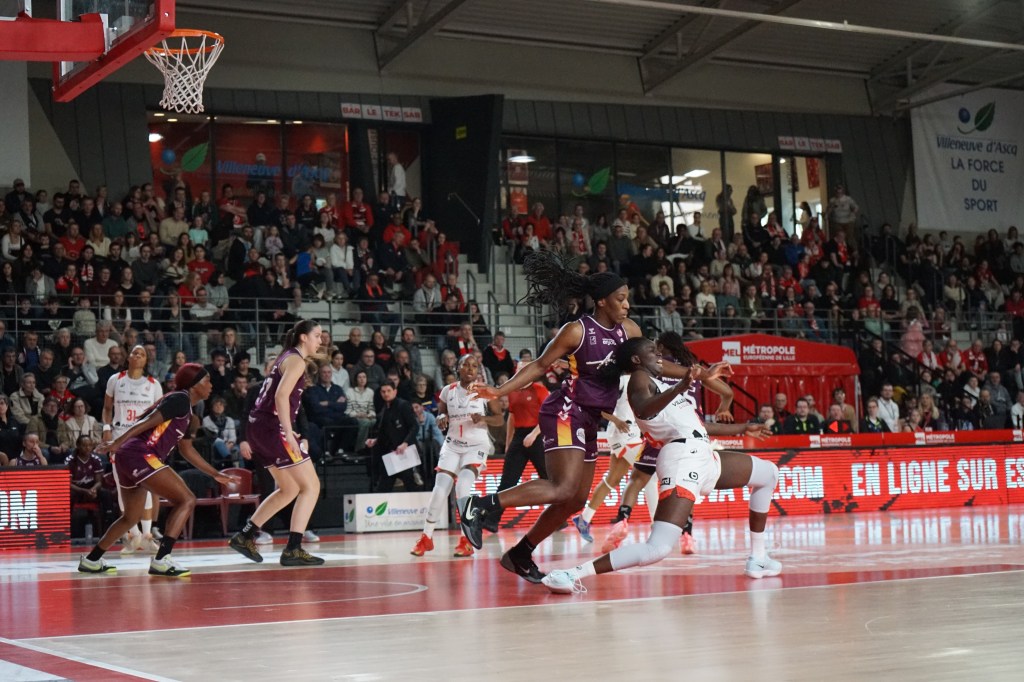 Basketball : « C’est à nous de trouver les solutions pour que cela ne se reproduise pas », l&rsquo;ESBVA-LM chute face à Angers dans une fin de match&nbsp;improbable