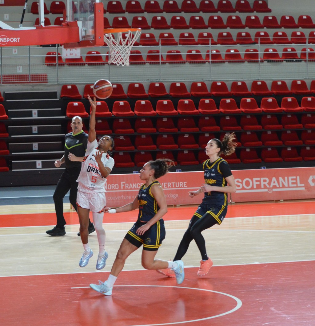 Basketball : Les Espoirs de ESBVA-LM tiennent une mi-temps avant de céder face à Trith en&nbsp;championnat