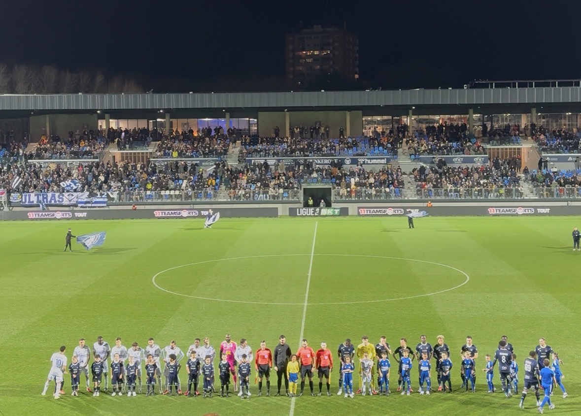 Football : En manque d’inspiration, Dunkerque concède le nul face à Bastia et loupe le coche