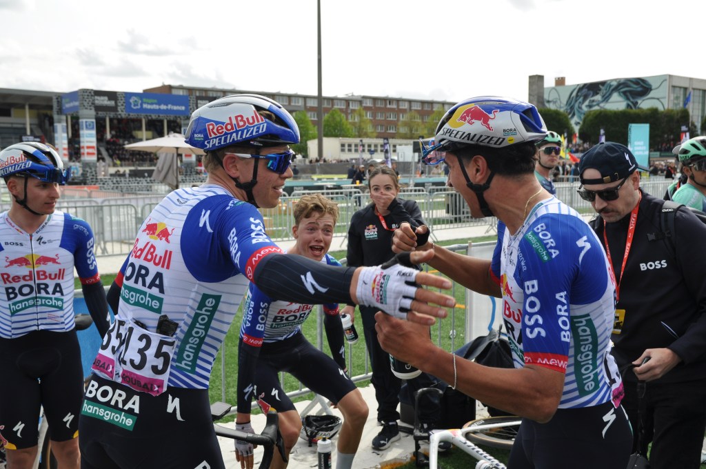 Cyclisme : « C’est magnifique », Davide Donati décroche Paris-Roubaix U23 pour quelques centimètres