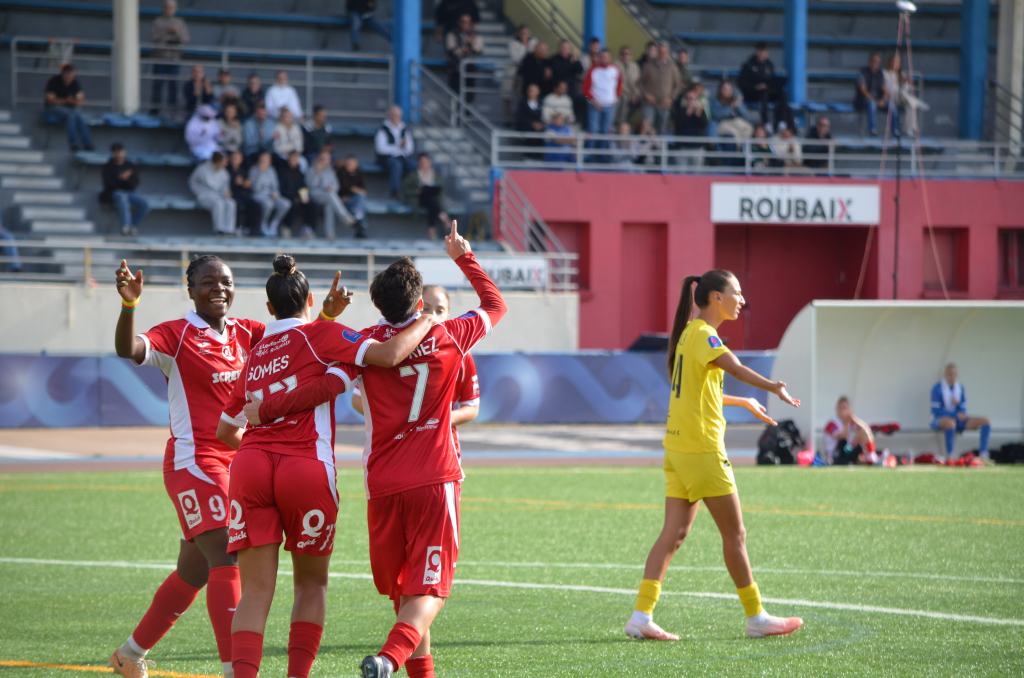 Football : Roubaix-Wervicq s’offre un festival contre l’AS Cannes et lance idéalement sa saison