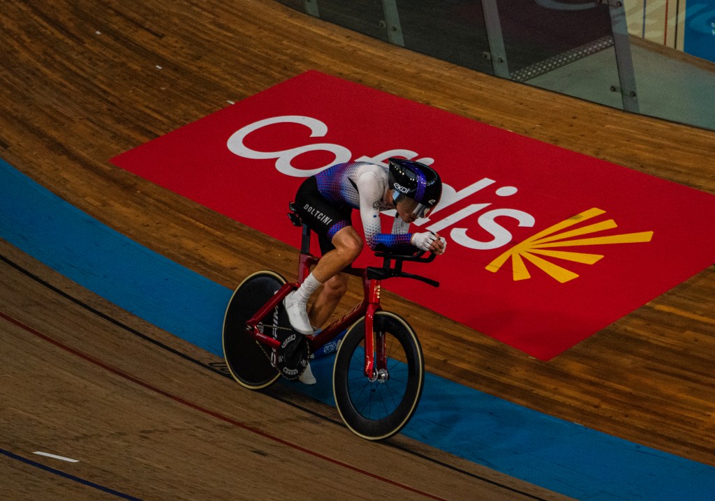 Cyclisme sur piste : À Roubaix, Baptiste Ferré décroche le record de France Junior de&nbsp;l’heure